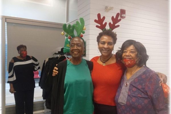 Sista Christmas 2022 - Donna, Judith, Pat & Lee